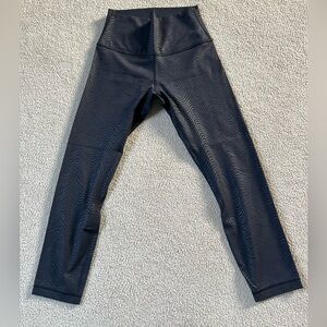 EUC lululemon align size 6 23”